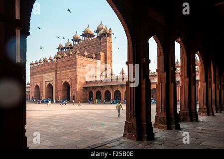 India, nello stato di Uttar Pradesh, Fatehpur Sikri, classificato come patrimonio mondiale dall UNESCO, costruita durante la seconda metà del XVI secolo dall'Imperatore Akbar, Fatehpur Sikri (la città di Vittoria) fu la capitale dell'Impero Mughal per circa dieci anni Foto Stock