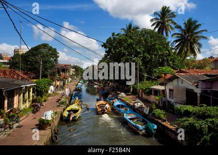Sri Lanka, provincia occidentale, Negombo, la Old Dutch Canal che va a Colombo Foto Stock