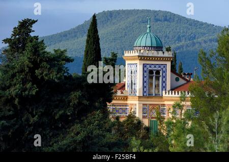 Francia, Var, Hyeres, la villa in stile moresco costruita nel 1881 dall'architetto Pierre Chapoulart per l'industrial Alexis Godillot Foto Stock