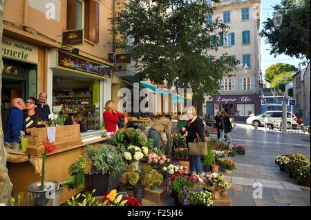 Francia, Var, Tolone, Mourillon quartiere, la vita del villaggio sul luogo Monseigneur Deydier Foto Stock