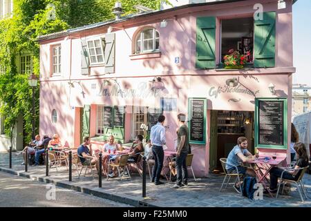 Francia, Parigi, quartiere di Montmartre, il cafe Maison Rose Foto Stock