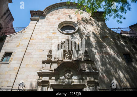 La Chiesa cattolica di San Filippo Neri su San Filippo Neri piazza nel Quartiere Gotico, Ciutat Vella, Barcelona, Spagna Foto Stock