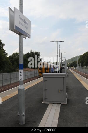 In treno arrivando alla Tweedbank capolinea della ferrovia confini Scozia Settembre 2015 Foto Stock