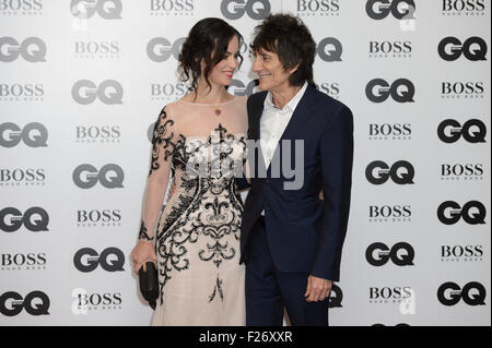 Ronnie Wood e Sally Humphreys presso la GQ Men of the Year Awards 2015 Foto Stock