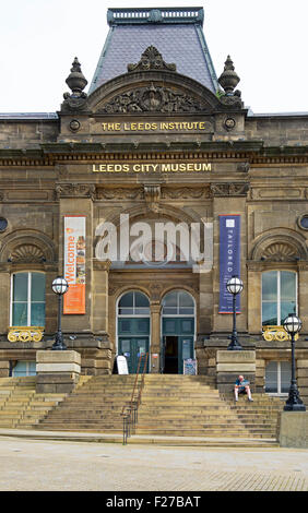 Leeds City Museum e Istituto, West Yorkshire, Inghilterra, Regno Unito Foto Stock