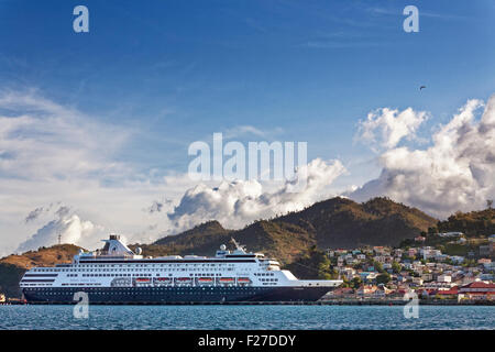 Holland America in nave da crociera la carneficina, San Giorgio, Grenada Foto Stock