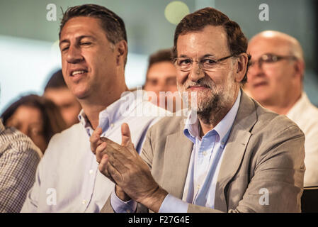 Lleida, in Catalogna, Spagna. Xiii Sep, 2015. Il Primo Ministro spagnolo Mariano Rajoy plaude a un discorso in occasione di un incontro a LLeida durante il PPC per la campagna per le elezioni catalano © Matthias Oesterle/ZUMA filo/Alamy Live News Foto Stock