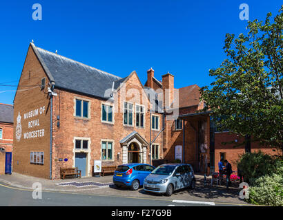 Il Museo del Royal Worcester sul sito dell'ex fabbrica (chiuso in 2009), Severn St, Worcester, England, Regno Unito Foto Stock