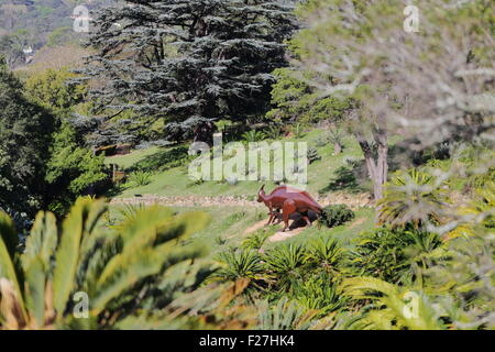 Metallo scultura di dinosauri in Kirstenbosch National Botanical Gardens, Città del Capo Sud Africa Foto Stock