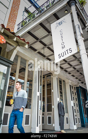 Esterno di uomini custom suit store, Luca Falcone sul Magazine Street a New Orleans, LA Foto Stock