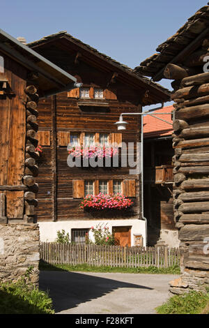 Le casette in un villaggio, Vrin, Svizzera Foto Stock