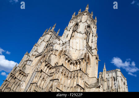 La storica cattedrale di York Minster in York, Inghilterra. Foto Stock