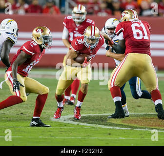 Santa Clara, CA. 3 Sep, 2015. San Francisco 49ers player Jarryd Hayne (38) in azione durante la NFL partita di calcio tra San Diego Chargers e San Francisco 49ers a Levi's Stadium di Santa Clara, CA. Il Niners sconfitto il caricabatterie 14-12. Damon Tarver/Cal Sport Media/Alamy Live News Foto Stock