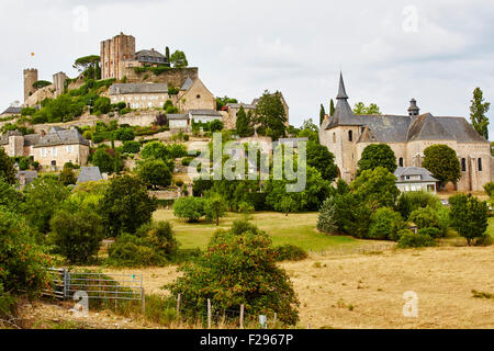 Vista di Turenne, Correze, Limousin, Francia. Foto Stock