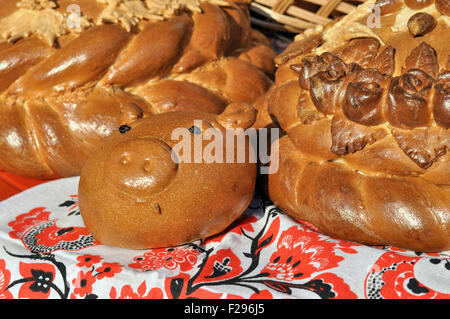 Close-up di tradizionali ucraine pane festivo Foto Stock