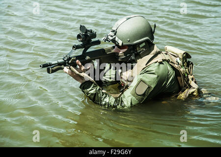 Le forze speciali in acqua Foto Stock