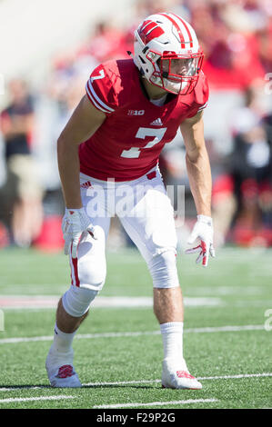 12 settembre 2015: Wisconsin Badgers sicurezza Michele Caputo #7 durante il NCAA Football gioco tra il Miami (Ohio) Redhawks e Wisconsin Badgers a Camp Randall Stadium di Madison, WI. Wisconsin sconfitto Miami (Ohio) 58-0. John Fisher/CSM Foto Stock