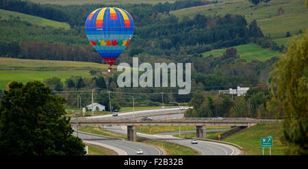 Volo di sera al trentesimo atlantico annuale International Balloon Fiesta su Sussex, New Brunswick, Canada, Sett. 13, 2015. Foto Stock