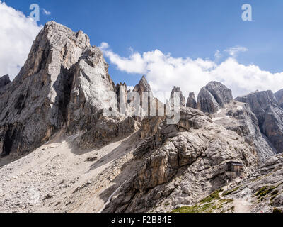 Picchi di Pale mountan gruppo, vicino rifugio Mulaz, Dolomiti, south Tyrolia, Italia Foto Stock