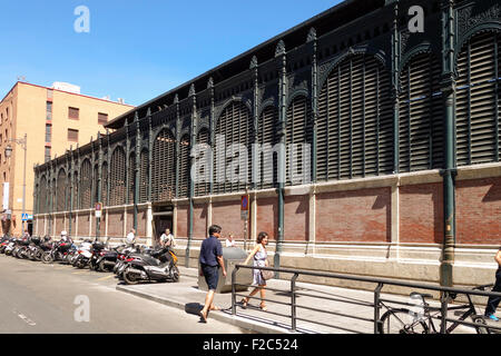 Vista laterale di Atarazanas, Mercato coperto di Malaga, in Andalusia, Spagna. Foto Stock