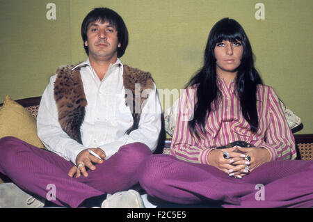 SONNY E CHER noi vocal duo circa 1966 Foto Stock