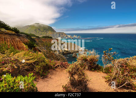 Bellissima vista della costa della California, costa dell'Oceano Pacifico, California Foto Stock