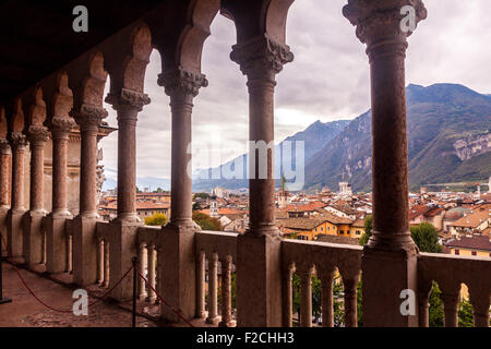 Trento è una città italiana situata nel fiume Adige Valle in Trentino-Alto Adige/Südtirol. È la capitale del Trentino Foto Stock