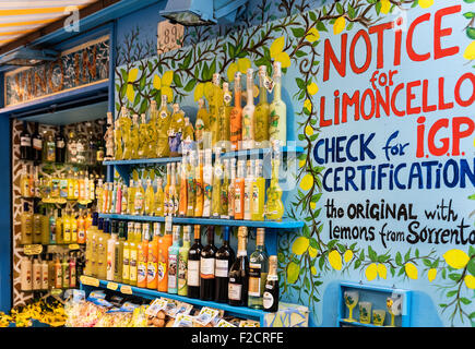 Il Limoncello shop, Sorrento, Italia Foto Stock