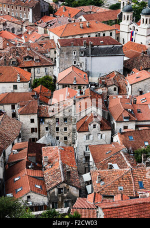 Vista aerea della città vecchia di Kotor, un sito del patrimonio mondiale, Montenegro Foto Stock