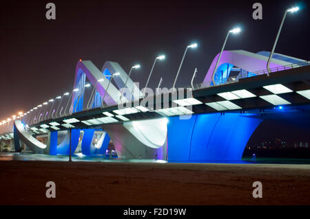 Salam ponte in Abu Dhabi, Emirati Arabi Uniti Foto Stock