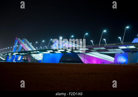 Salam ponte in Abu Dhabi, Emirati Arabi Uniti Foto Stock