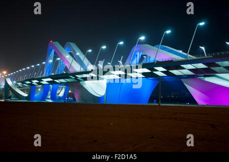 Salam ponte in Abu Dhabi, Emirati Arabi Uniti Foto Stock