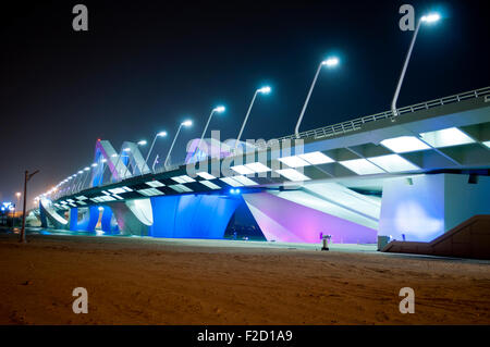 Salam ponte in Abu Dhabi, Emirati Arabi Uniti Foto Stock