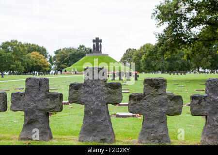 La Cambe, il cimitero di guerra tedesco in Normandia, Francia Foto Stock