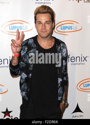 Los Angeles, CA, Stati Uniti d'America. Xvi Sep, 2015. Ryan Cabrera presso gli arrivi per 7 Assemblea ottenere fortunati per il Lupus LA Celebrity Poker Tournament, Avalon Hollywood, Los Angeles, CA, il 16 settembre 2015. Credito: Dee Cercone/Everett raccolta/Alamy Live News Foto Stock