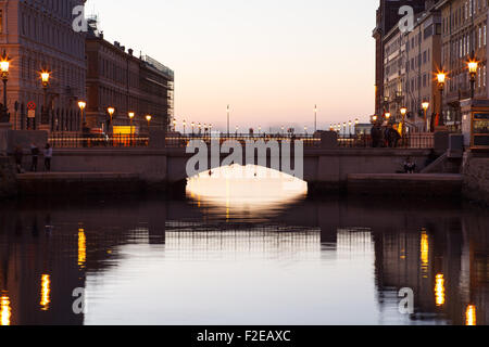 Vista del Canal Grande di Trieste, Italia Foto Stock