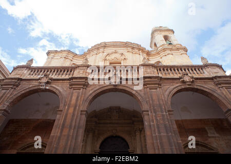 Vista della Cattedrale di San Lorenzo in Trapani Foto Stock