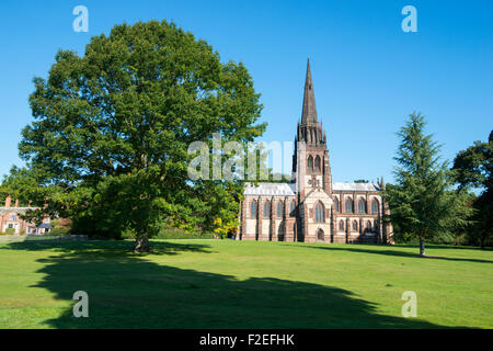 Chiesa di Santa Maria Vergine a Clumber, Nottinghamshire England Regno Unito Foto Stock