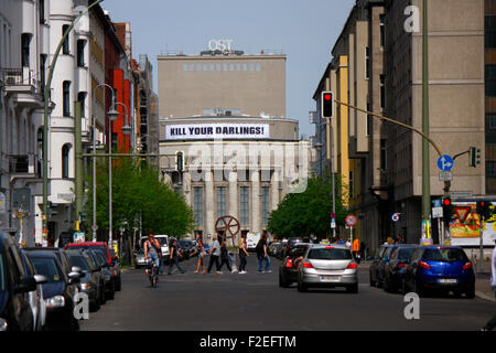 Volksbuehne am Rosa Luxemburg-Platz, Berlin-Mitte. Foto Stock