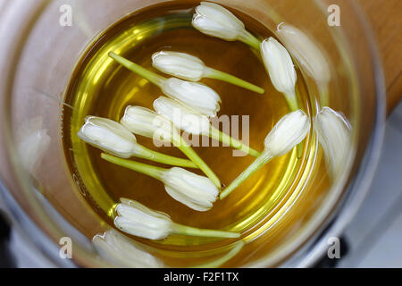 Tahiti, Polinesia francese, 2013: Monoi impianto di produzione Foto Stock