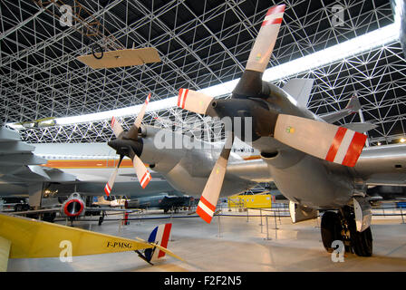 Musée Aeroscopia, Museo Aeronautica, Toulouse, Francia. Collezione di oggetti antichi velivoli Foto Stock