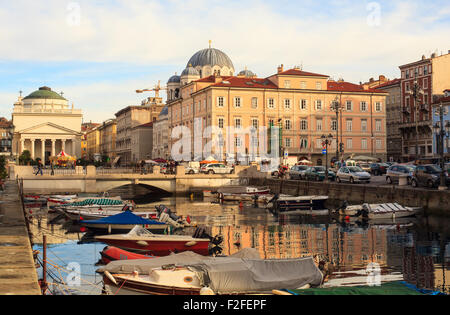 Vista del Canal Grande di Trieste, Italia Foto Stock