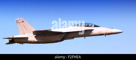 Dimostrazione di McDonnell Douglas FA-18 Hornet sulla flotta la celebrazione della Settimana su Ottobre 8th, 2011 in San Francisco San Francisco Bay, Foto Stock