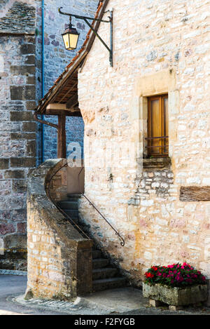 Un borgo medievale di Loubressac, "uno dei più bei villaggi della Francia", Lot, Midi-Pirenei, Francia Foto Stock