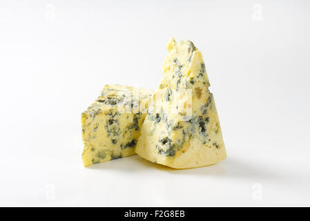 Due cunei francese di formaggio blu Foto Stock