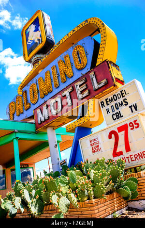 Il Palomino Motel segno sulla Route 66 in Tucumcari New Mexico Foto Stock