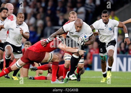 Londra, Regno Unito. 18 Settembre, 2015. Nemani Nadolo Inghilterra V Figi Inghilterra V Fiji, Coppa del Mondo di Rugby di Twickenham 2015, Londra, Inghilterra 18 settembre 2015 Coppa del Mondo di Rugby 2015 Twickenham Stadium di Londra, Inghilterra Credito: Allstar Picture Library/Alamy Live News Foto Stock