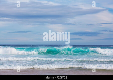Le onde del mare a Cape Woolamai, Phillip Island, Victoria, Australia. Foto Stock