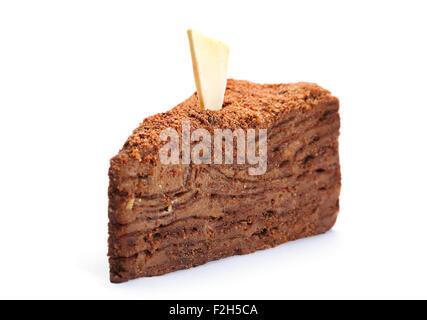 Torta con crema di bollito isolato su bianco Foto Stock