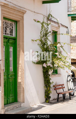 Bellissimo villaggio vecchia strada di Lefkara, Cipro Foto Stock